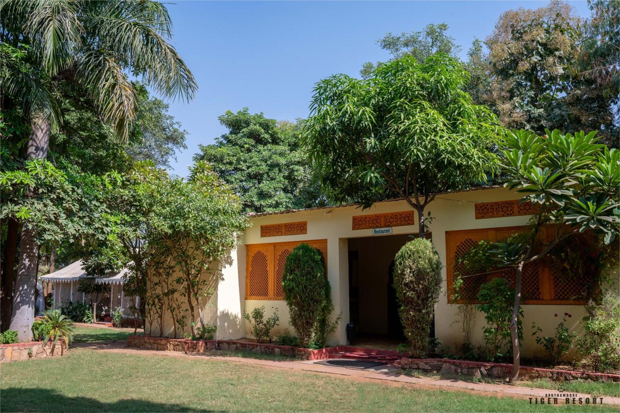 Ranthambore Tiger Resort Савай-Мадхопур Экстерьер фото